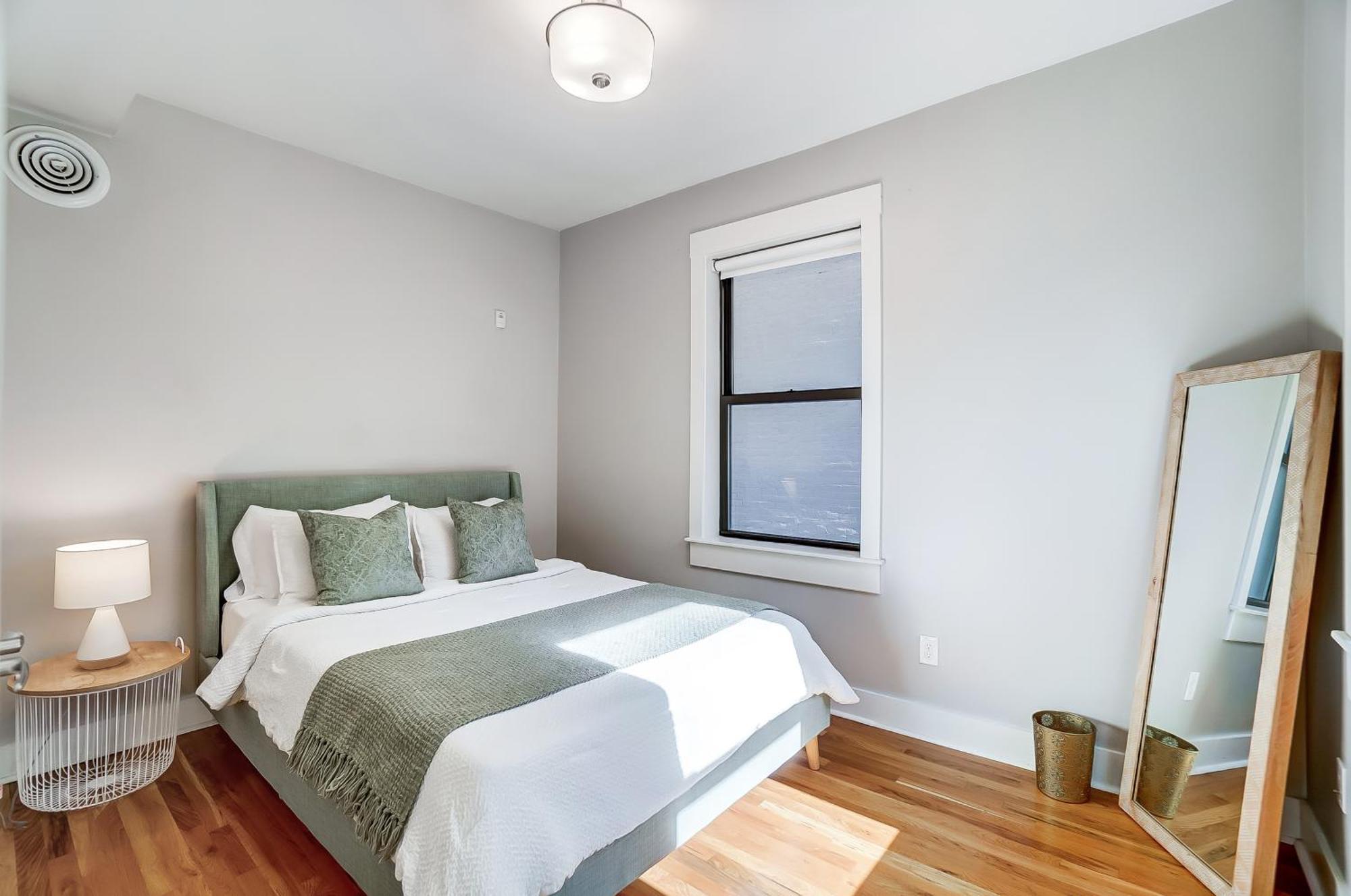 Sunny Downtown Apartment, Walk To Washington Park! سينسيناتي المظهر الخارجي الصورة