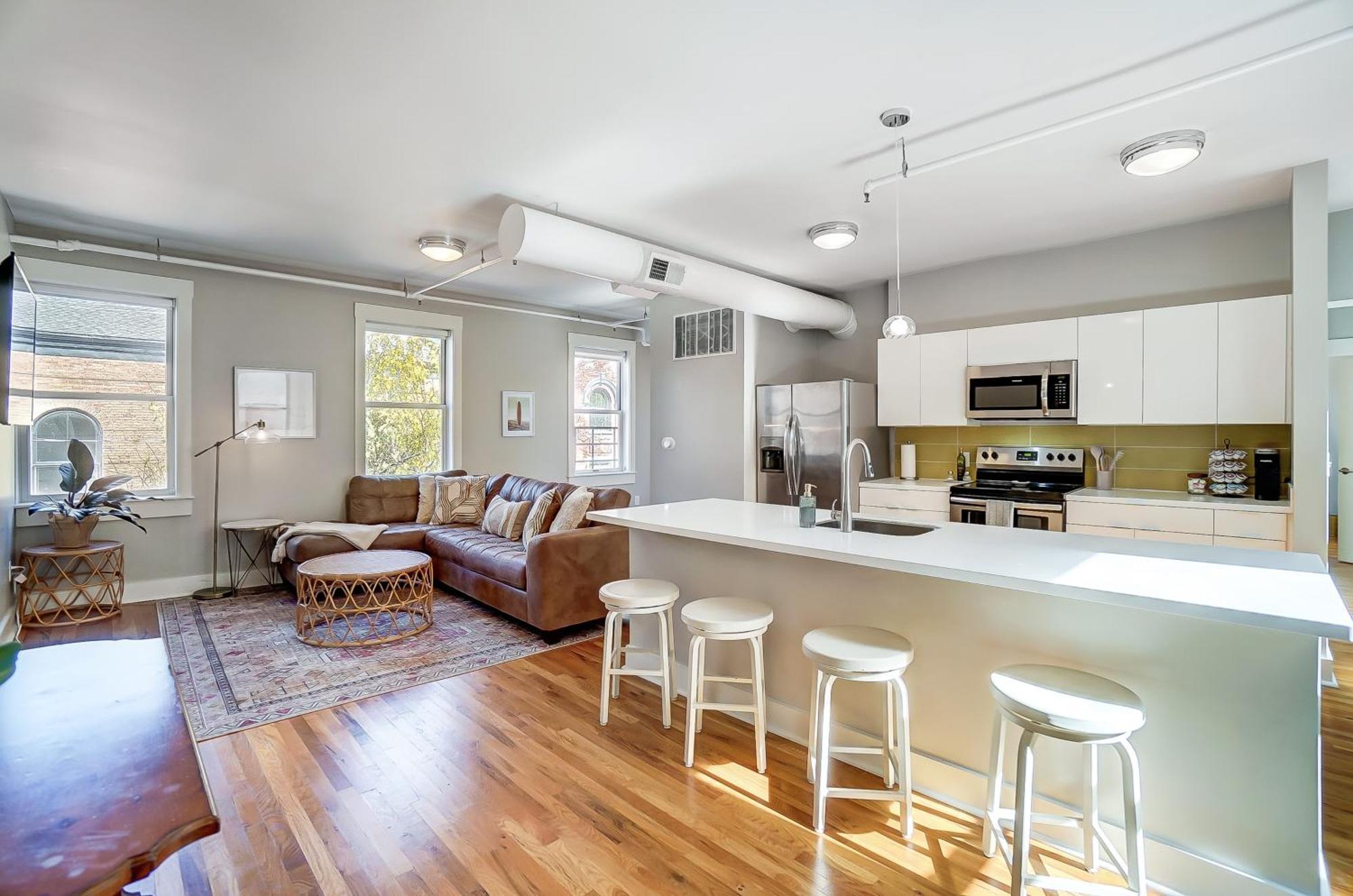 Sunny Downtown Apartment, Walk To Washington Park! سينسيناتي المظهر الخارجي الصورة
